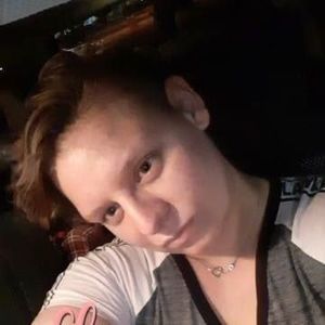 Meet your Posher, Tabitha